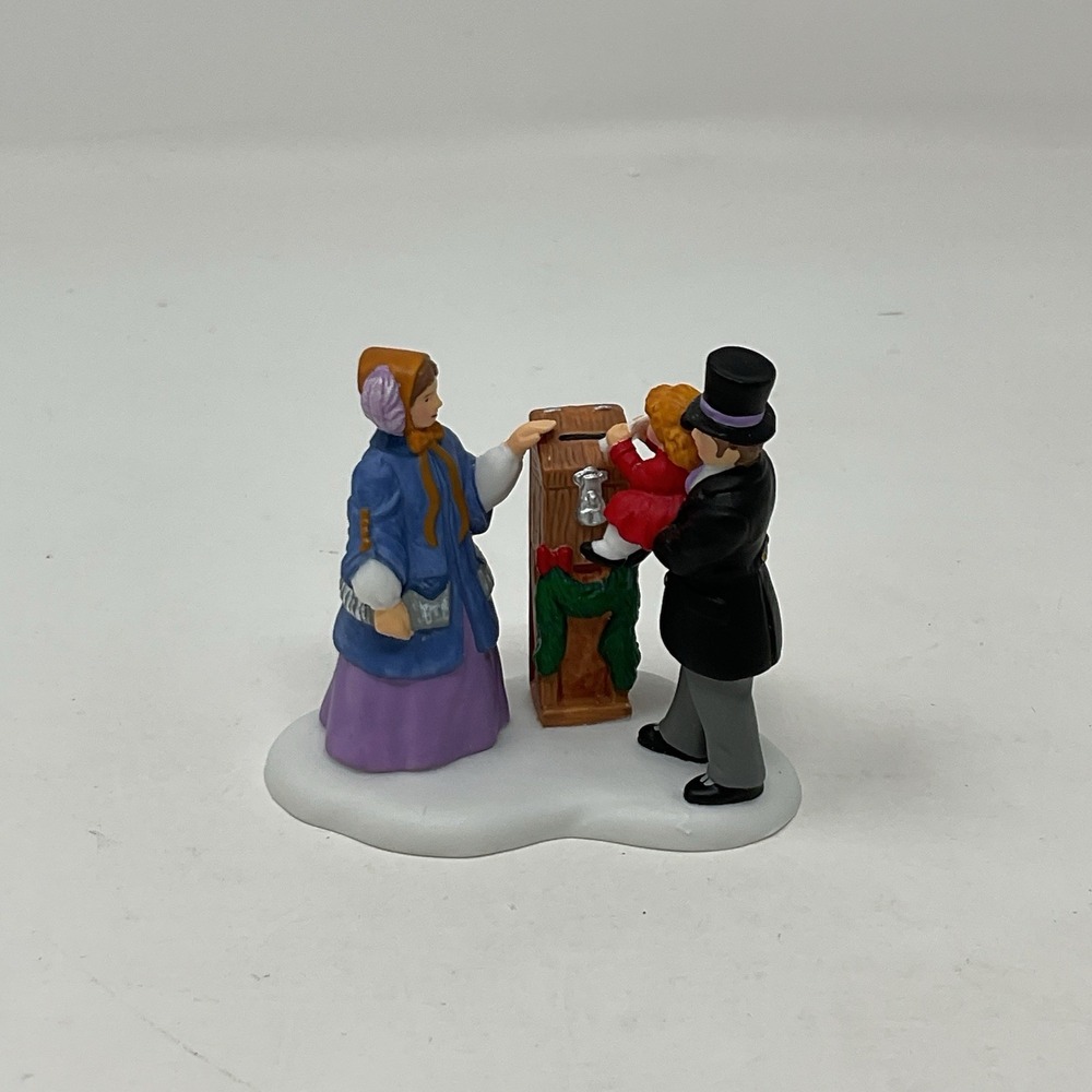 Dept 56 Dickens Village A Boxing Day Tradition 56.58595 Victorian Christmas